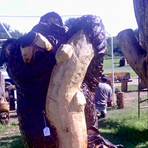 Climb Up Bears by Kerr Chainsaw Carving